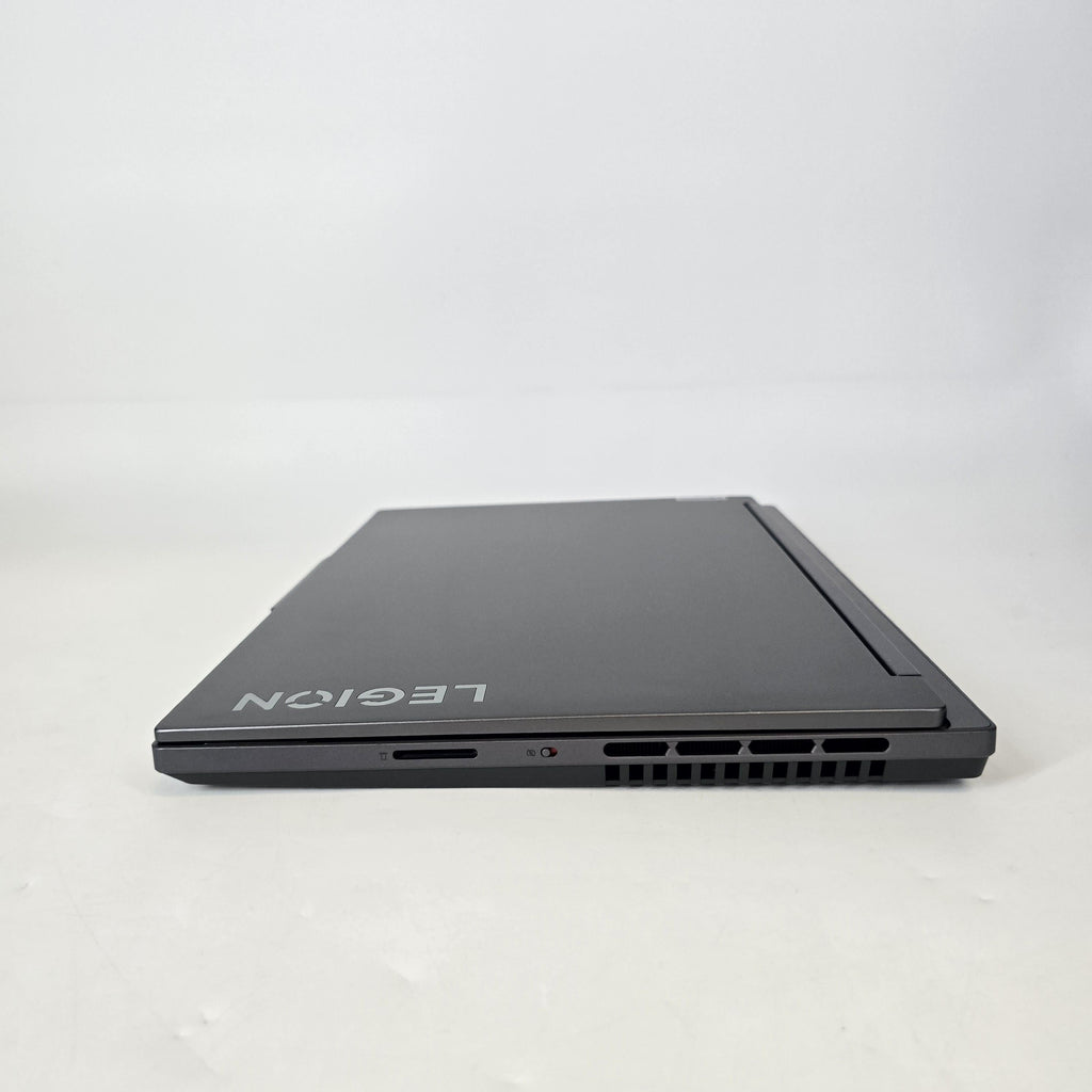 Lenovo Legion Slim 5 Gen 8 16 Gray 3.8 GHz AMD Ryzen 7 7840HS 16GB RAM 512GB Solid State Drive NVIDIA GeForce RTX 4060 8 GB