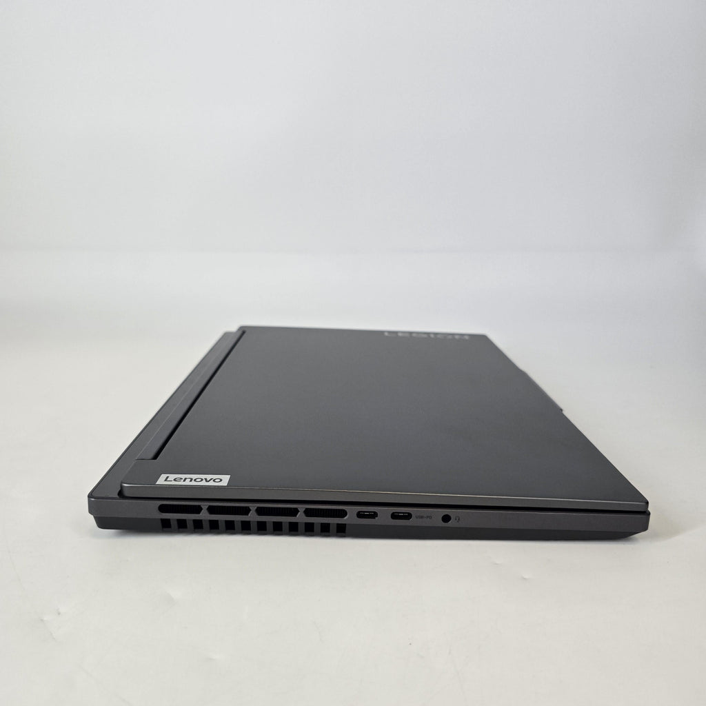 Lenovo Legion Slim 5 Gen 8 16 Gray 3.8 GHz AMD Ryzen 7 7840HS 16GB RAM 512GB Solid State Drive NVIDIA GeForce RTX 4060 8 GB