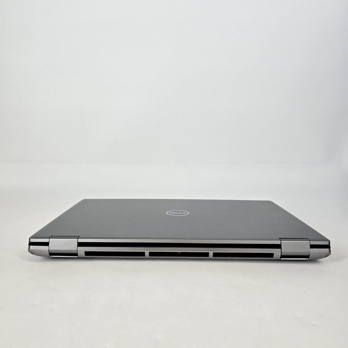 Precision 7770 17.3 Gray 2.5 GHz Intel Core i5 12th Gen. 16GB RAM 256GB Solid State Drive