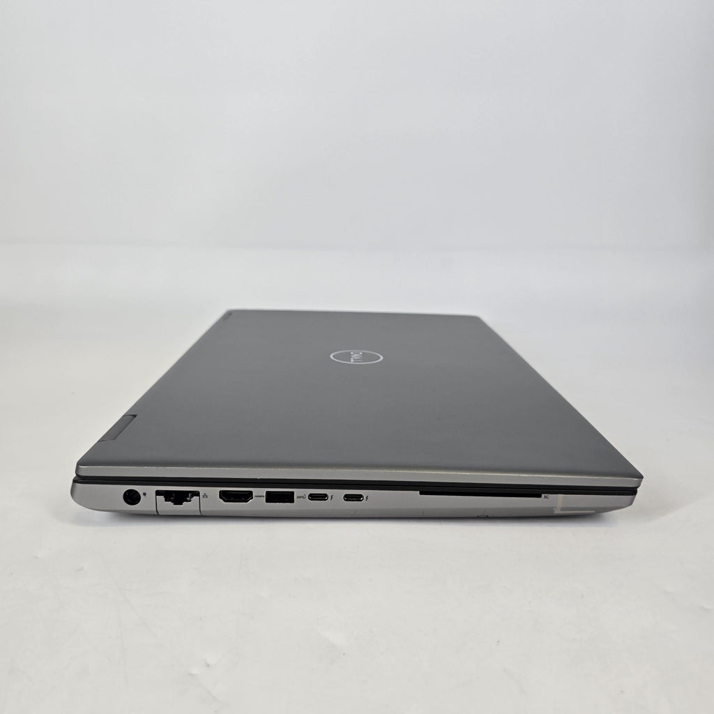 Precision 7770 17.3 Gray 2.5 GHz Intel Core i5 12th Gen. 16GB RAM 256GB Solid State Drive