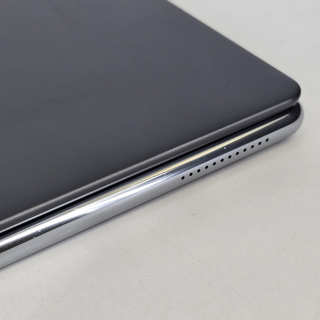 Lenovo Yoga 9i 14 Gray 2.2 GHz Intel Core i7 13th Gen. 16GB RAM 1TB Solid State Drive
