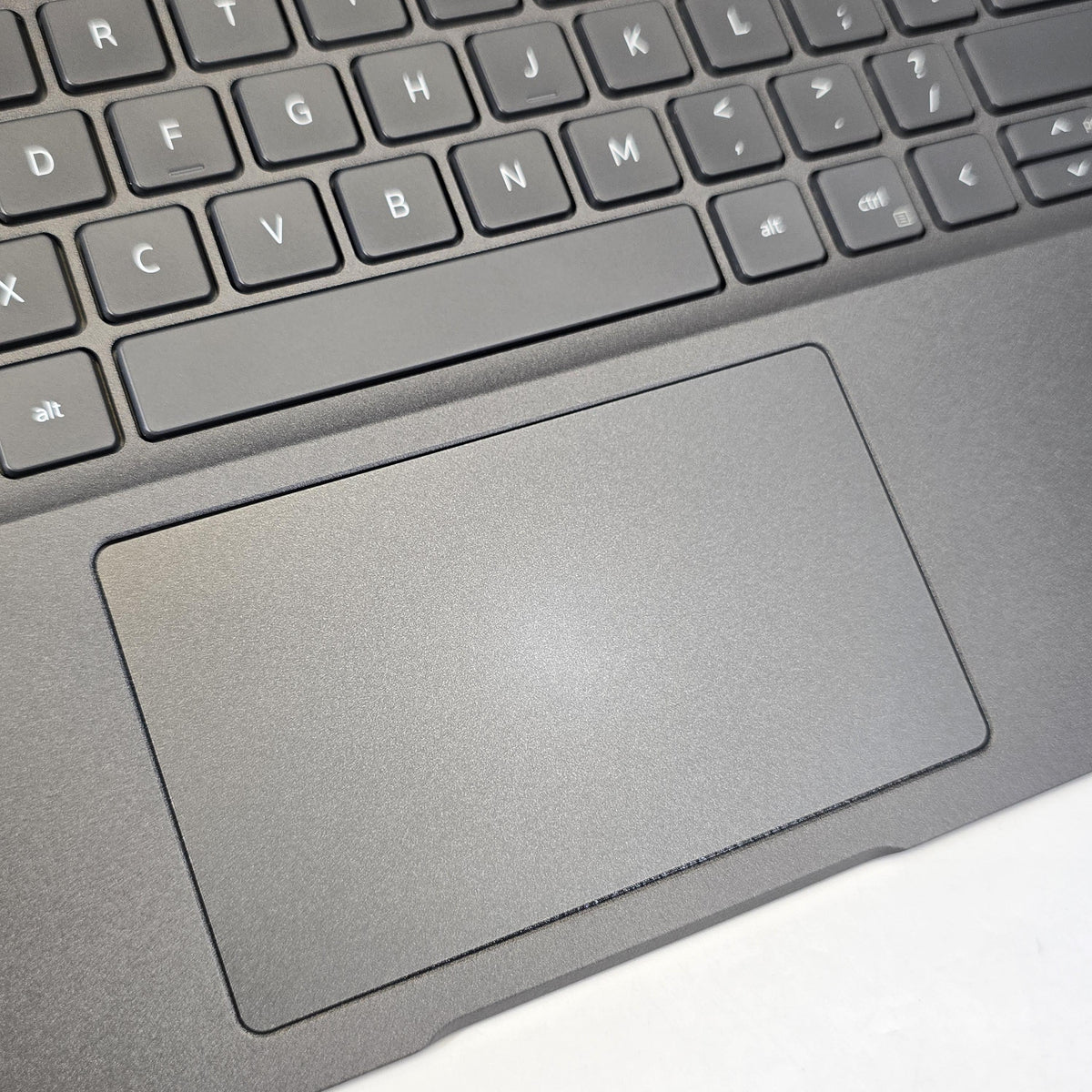 Dell Latitude 7430 14 Gray 2.2 GHz Intel Core i7 12th Gen. 16GB RAM 512GB Solid State Drive