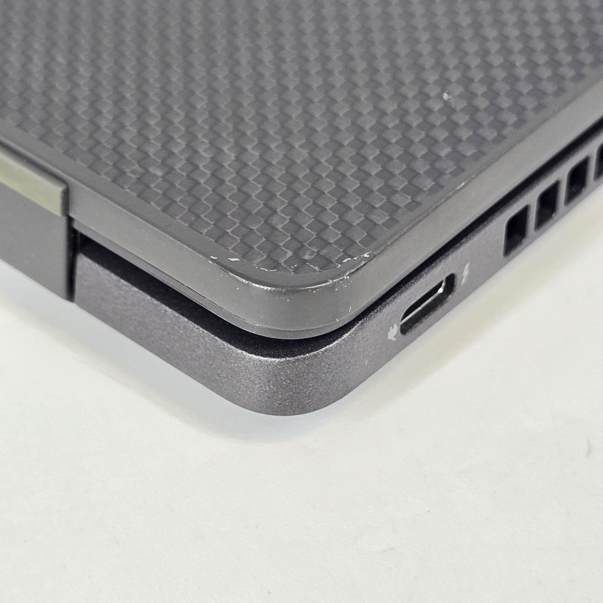 Dell Latitude 7430 14 Gray 2.2 GHz Intel Core i7 12th Gen. 16GB RAM 512GB Solid State Drive