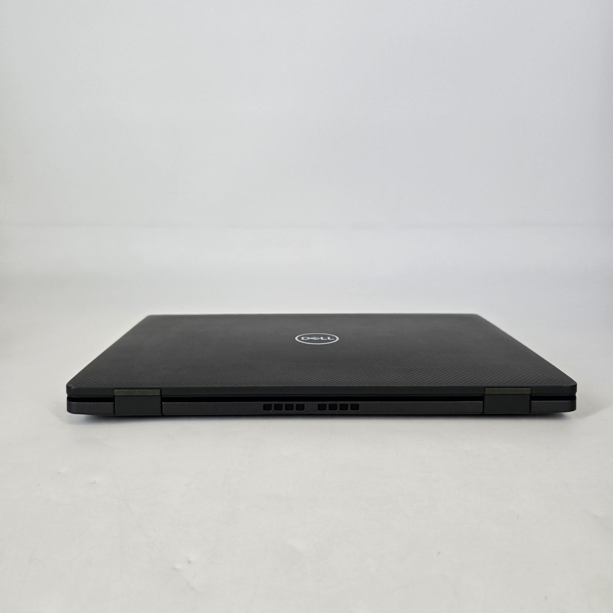 Dell Latitude 7430 14 Gray 2.2 GHz Intel Core i7 12th Gen. 16GB RAM 512GB Solid State Drive