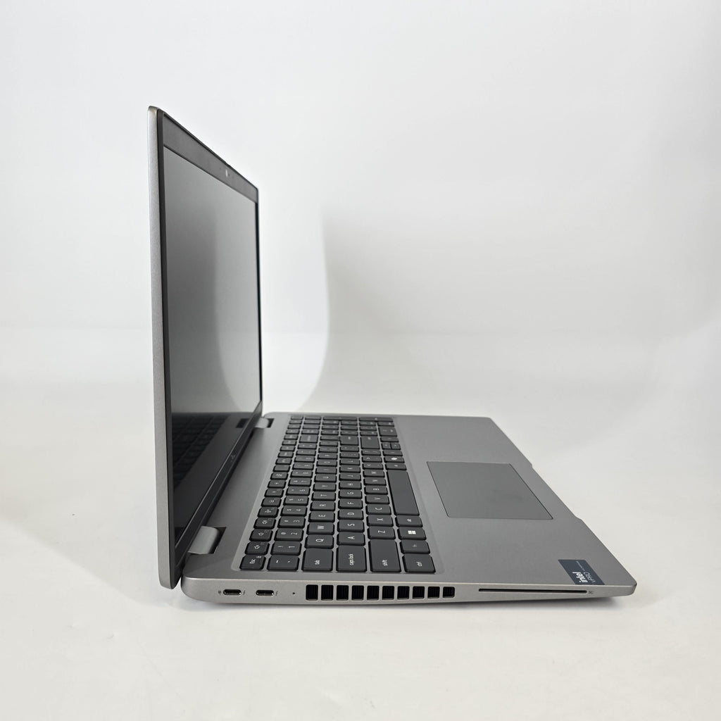 Dell Latitude 5550 15.6 Gray 1.6 GHz Intel Core Ultra 5 32GB RAM 256GB Solid State Drive