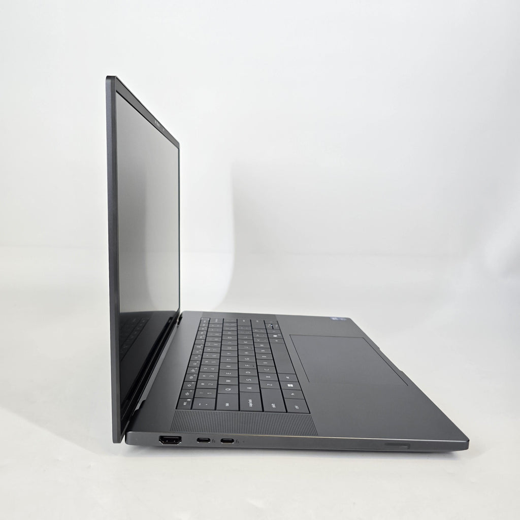 Dell Pro Max 16 Premium MA16250 Magnetite 2.2 GHz Intel Core Ultra 7 Series 2 32GB RAM 1TB Solid State Drive NVIDIA RTX PRO 1000 Blackwell 8 GB
