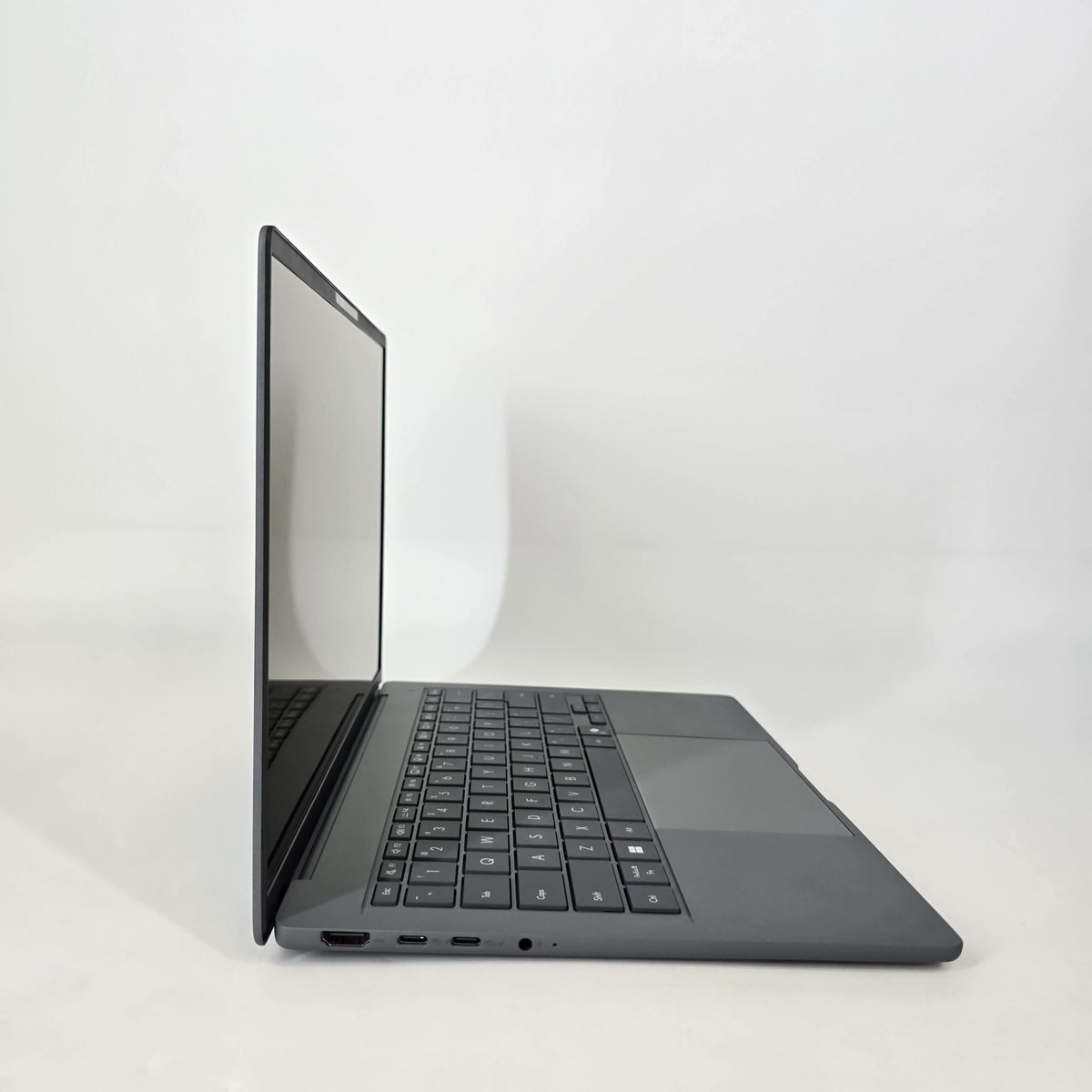 Asus Zenbook A 14 Iceland Gray 2.96 GHz Qualcomm Snapdragon X 32GB RAM 1TB Solid State Drive
