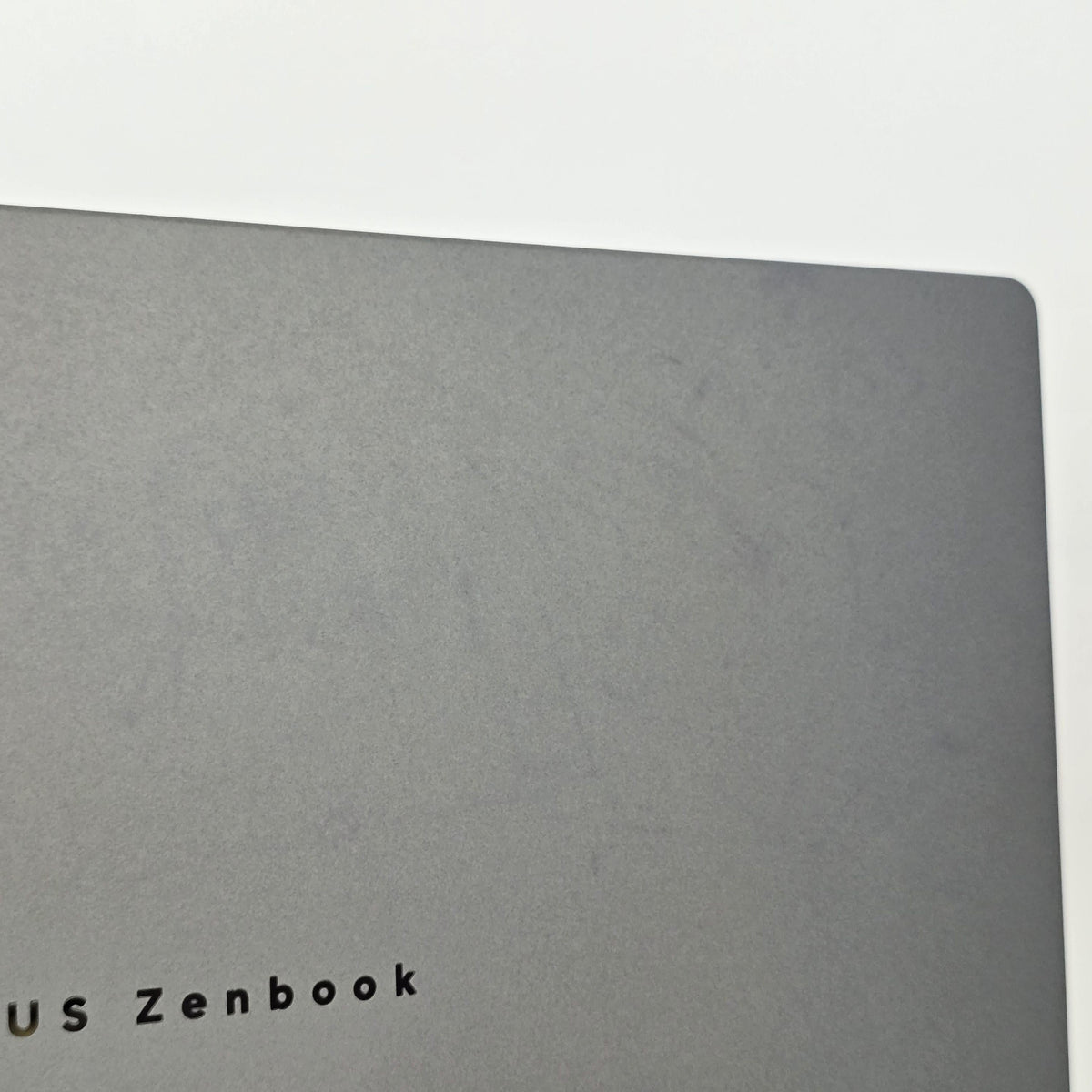 Asus Zenbook A 14 Iceland Gray 2.96 GHz Qualcomm Snapdragon X 32GB RAM 1TB Solid State Drive
