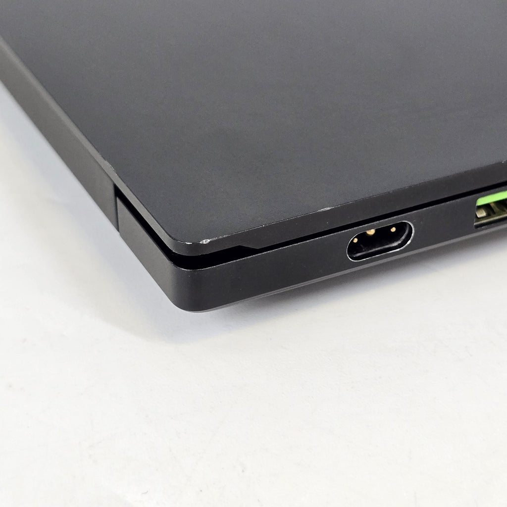 Razer Blade 14 2021 Black 3.3 GHz AMD Ryzen 9 5900HX 16GB RAM 1TB Solid State Drive NVIDIA GeForce RTX 3080 8 GB