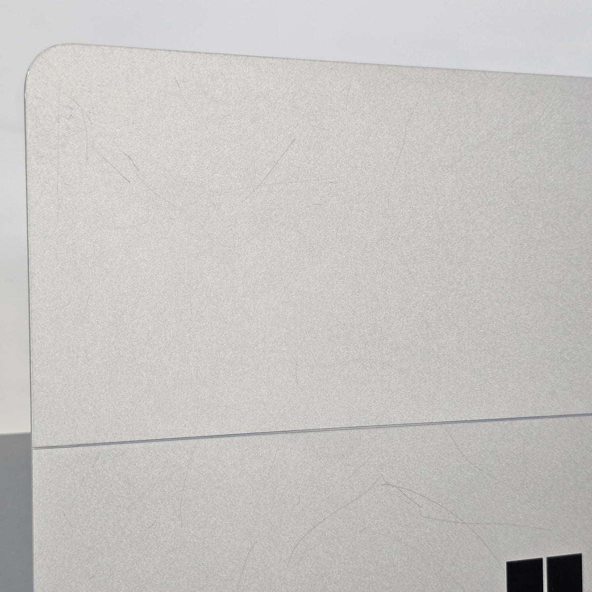 Microsoft Surface Laptop Studio 14.4 Silver 3.3 GHz Intel Core i7 11th Gen. 16GB RAM 512GB Solid State Drive NVIDIA GeForce RTX 3050 Ti 4 GB