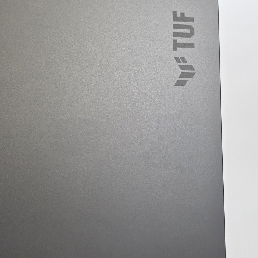 Asus TUF A16 16 Jaeger Gray 4.0 GHz AMD Ryzen 9 270 32GB RAM 1TB Solid State Drive NVIDIA GeForce RTX 5070 8 GB