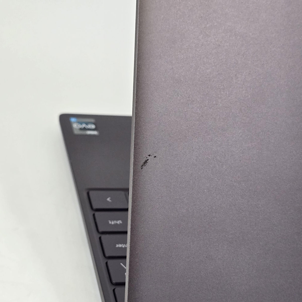 XPS 13 9315 Burgundy 1.1 GHz Intel Core i7 12th Gen. 32GB RAM 1TB Solid State Drive