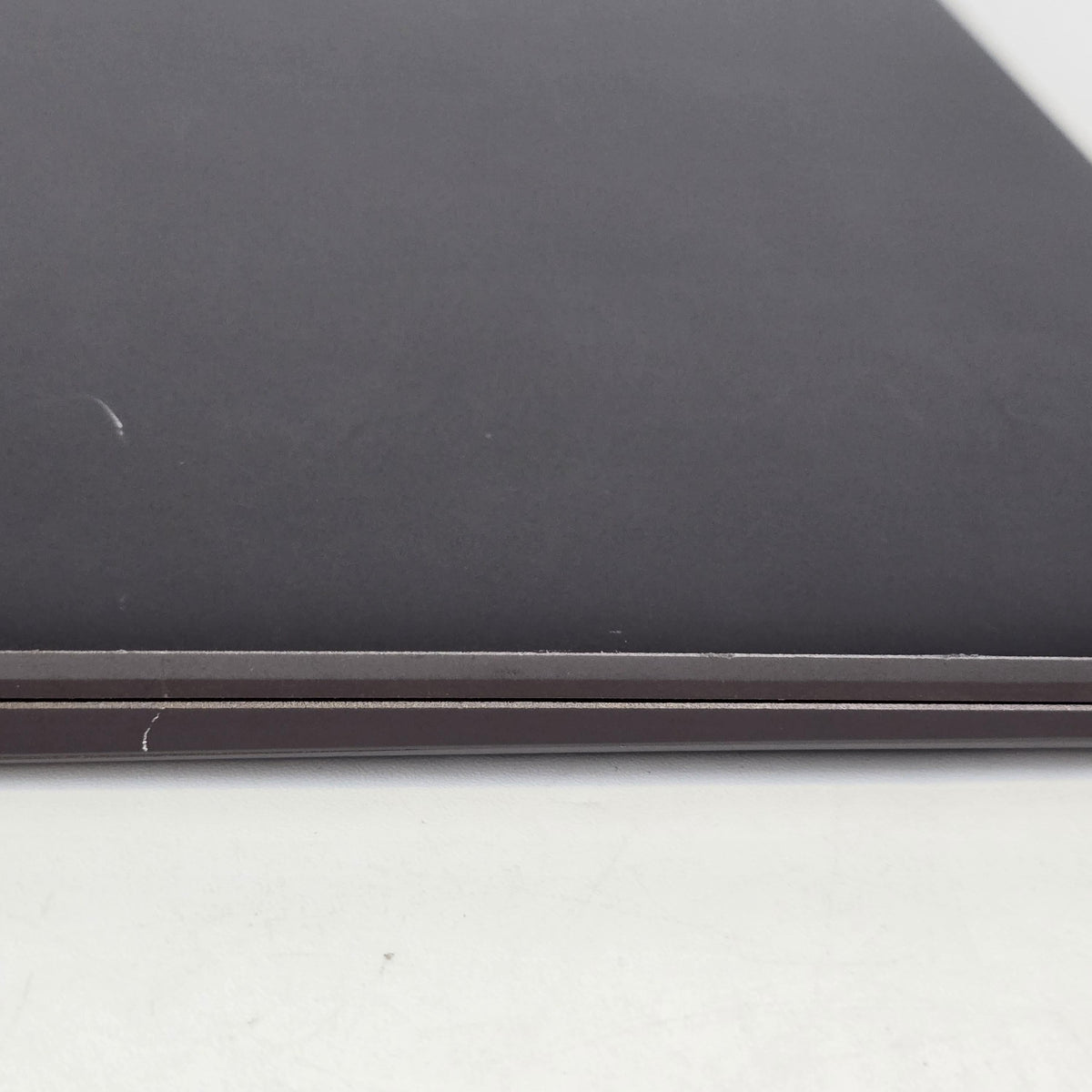 XPS 13 9315 Burgundy 1.1 GHz Intel Core i7 12th Gen. 32GB RAM 1TB Solid State Drive