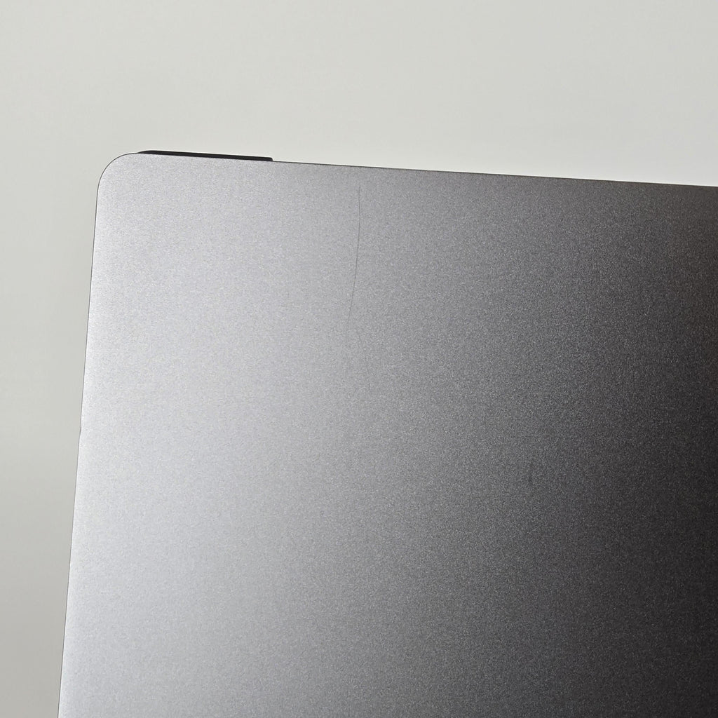 Galaxy Book5 Pro 16 Gray 2.2 GHz Intel Core Ultra 7 Series 2 16GB RAM 1TB Solid State Drive