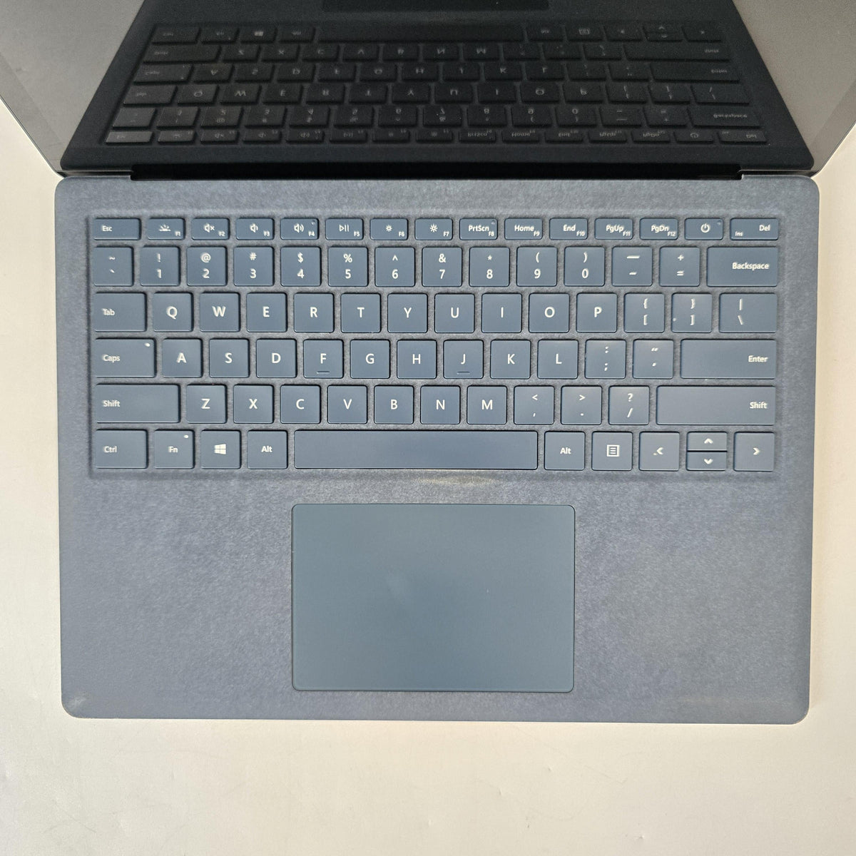 Surface Laptop 3 13.5 Blue 1.2 GHz Intel Core i5 10th Gen. 8GB RAM 256GB Solid State Drive