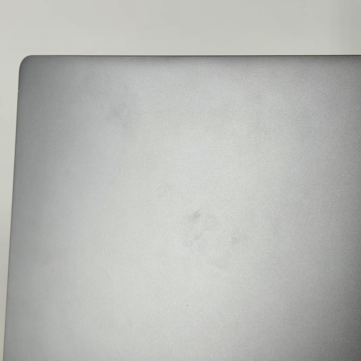 Samsung Galaxy Book5 Pro 16 Gray 2.2 GHz Intel Core Ultra 7 Series 2 16GB RAM 1TB Solid State Drive
