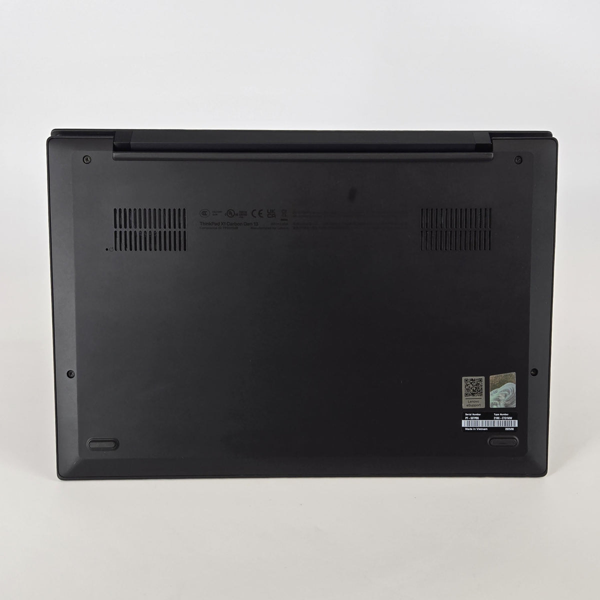 Lenovo ThinkPad X1 Carbon Gen 13 14 Black 2.0 GHz Intel Core Ultra 7 Series 2 32GB RAM 1TB Solid State Drive
