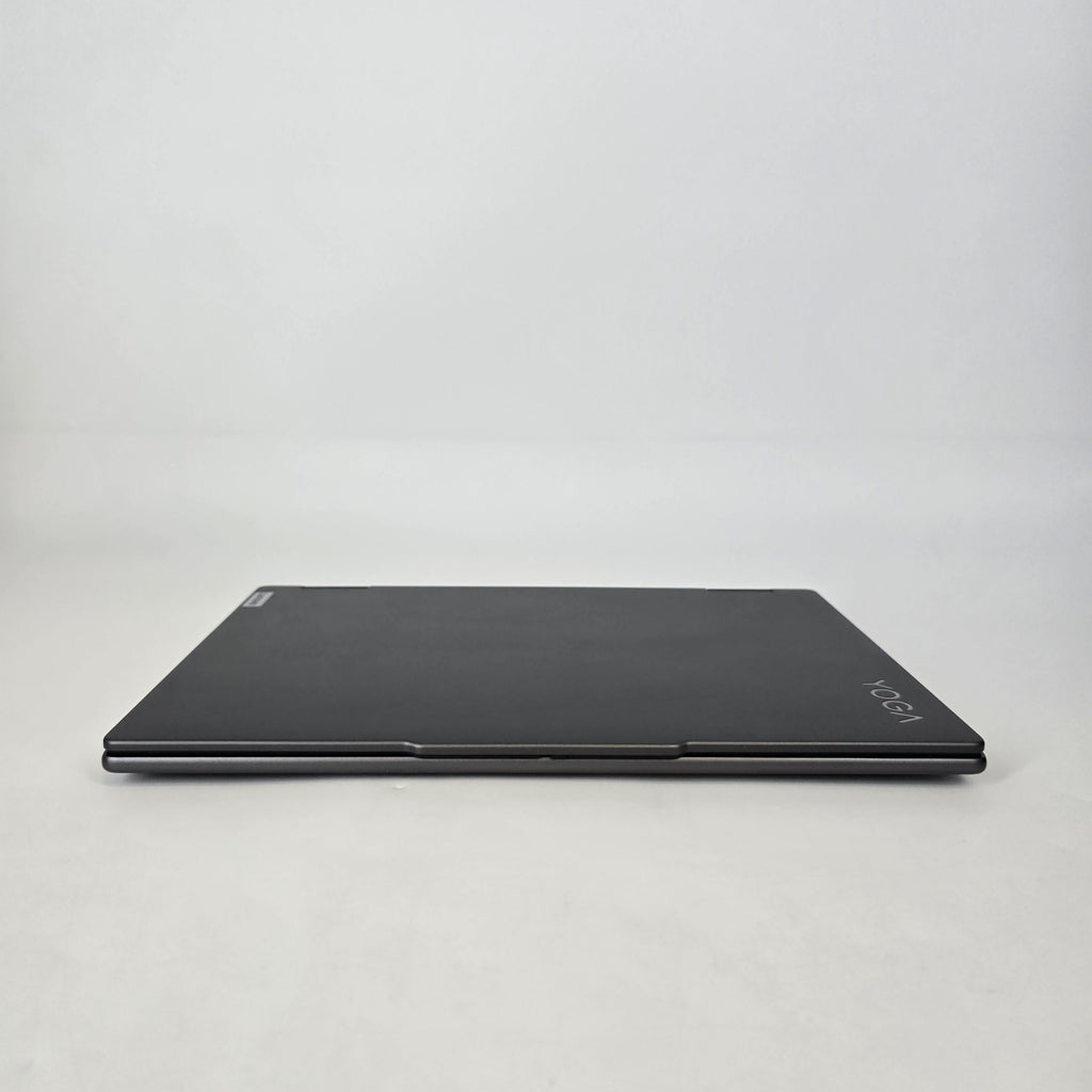 Lenovo Yoga 7i 14 Gray 1.3 GHz Intel Core i5 13th Gen. 8GB RAM 512GB Solid State Drive