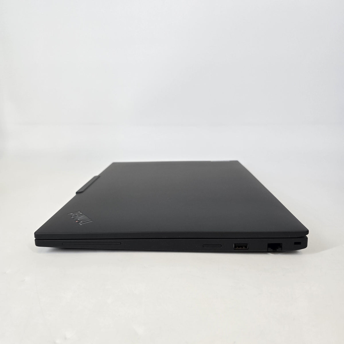Lenovo ThinkPad T16 Gen 4 Black 2.0 GHz AMD Ryzen AI 7 Pro 350 32GB RAM 512GB Solid State Drive