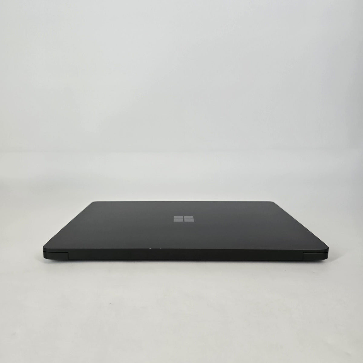 Microsoft Surface Laptop 7 15 Black WiFi 2.2 GHz Intel Core Ultra 7 Series 2 32GB RAM 512GB Solid State Drive