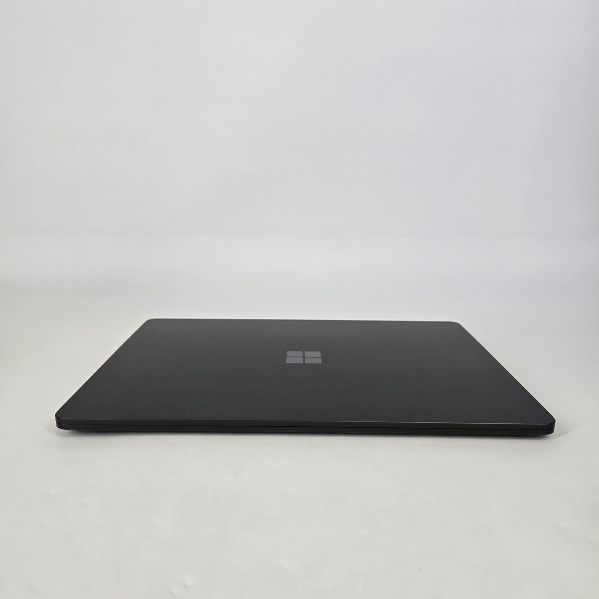 Microsoft Surface Laptop 7 15 Black WiFi 2.2 GHz Intel Core Ultra 7 Series 2 32GB RAM 512GB Solid State Drive