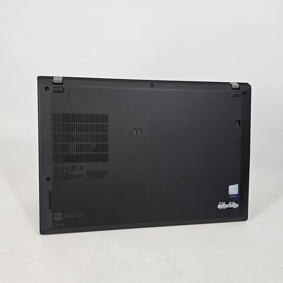 Lenovo ThinkPad T14 Gen 1 Black 1.8 GHz Intel Core i7 10th Gen. 16GB RAM 256GB Solid State Drive