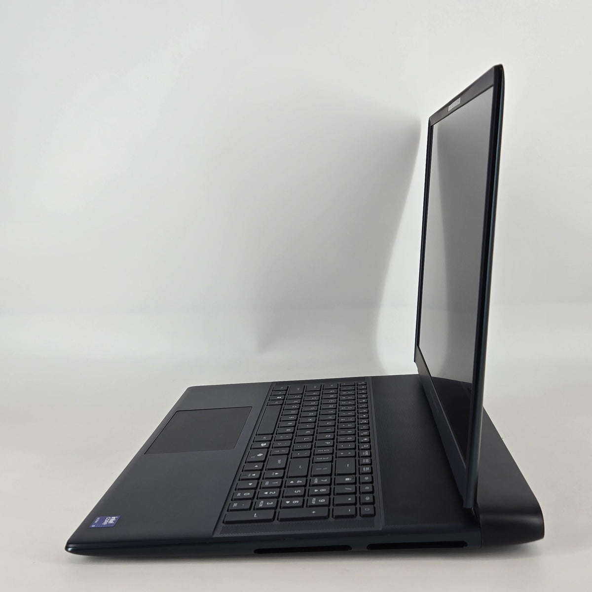 Alienware 18 Area-51 Teal 2.7 GHz Intel Core Ultra 9 Series 2 64GB RAM 2TB Solid State Drive 1TB Solid State Drive NVIDIA GeForce RTX 5090 24 GB