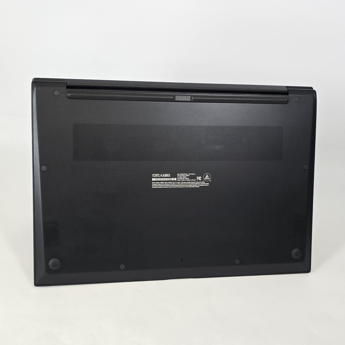 LG Gram 17 Gray 2.2 GHz Intel Core Ultra 7 Series 2 32GB RAM 1TB Solid State Drive