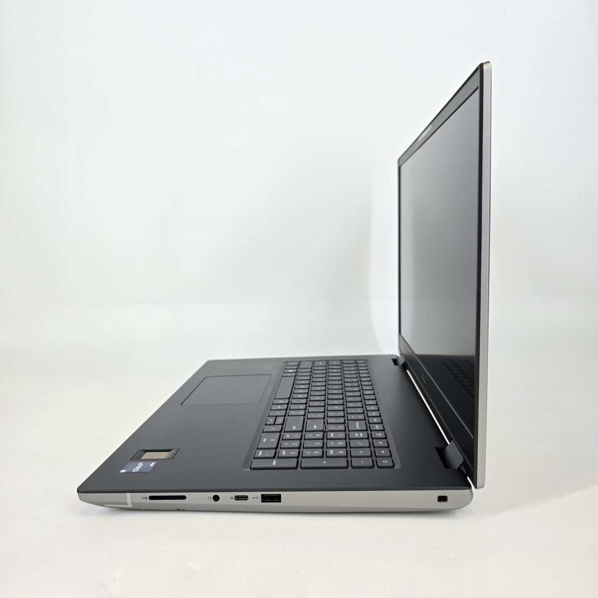 Dell Precision 7780 17.3 Gray 2.2 GHz Intel Core i9 13th Gen. 32GB RAM 512GB Solid State Drive NVIDIA RTX 3500 Ada 12 GB