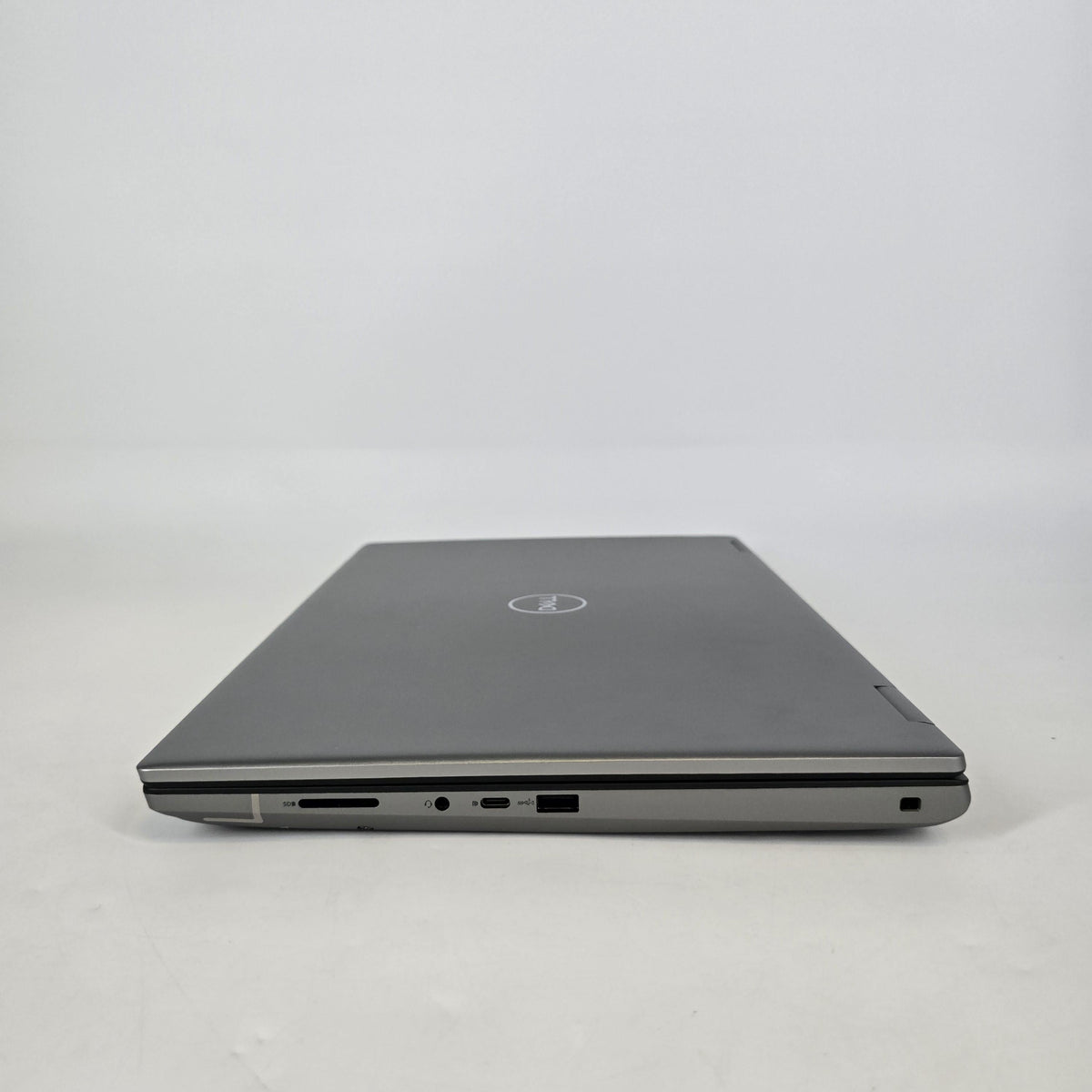 Dell Precision 7780 17.3 Gray 2.2 GHz Intel Core i9 13th Gen. 32GB RAM 512GB Solid State Drive NVIDIA RTX 3500 Ada 12 GB