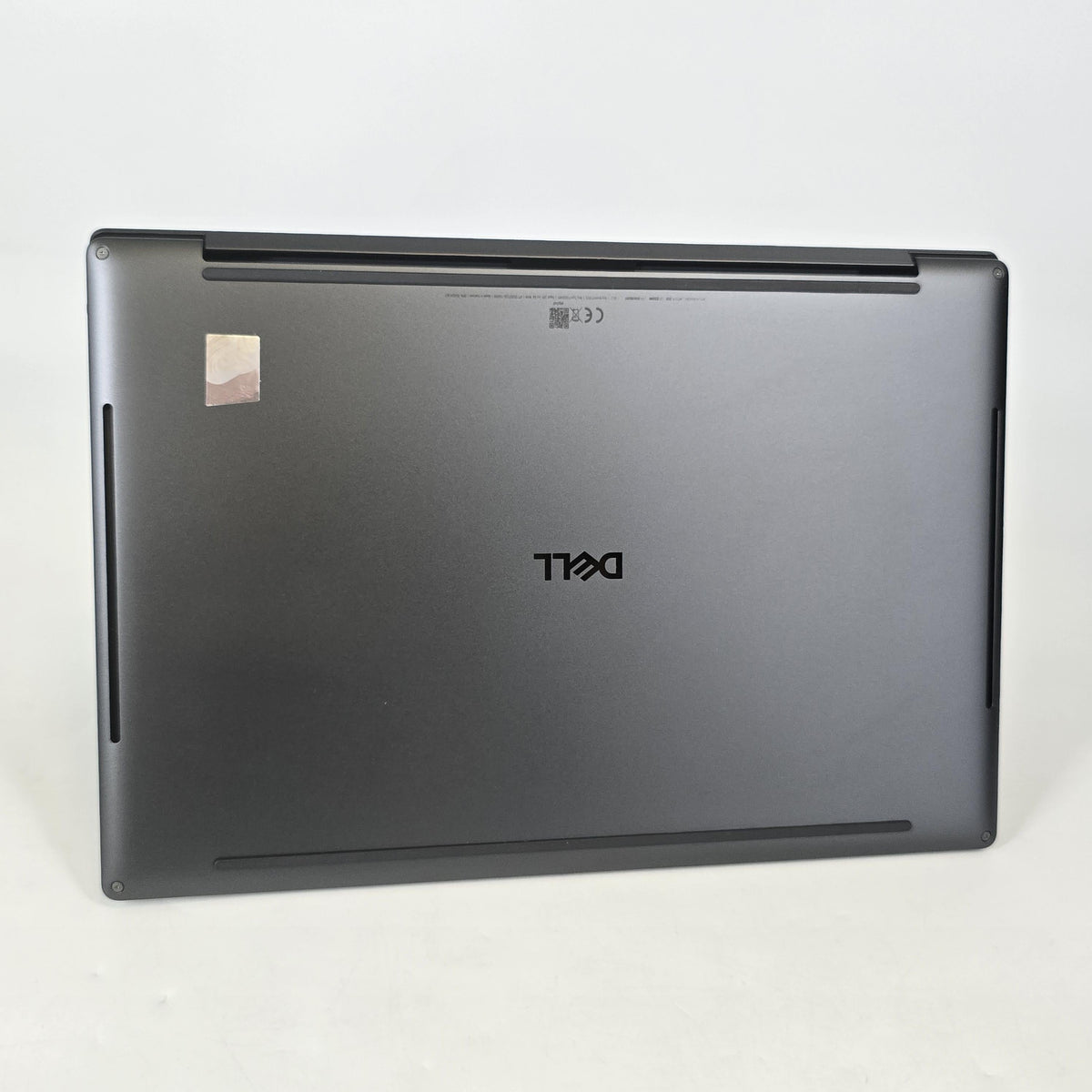 Dell XPS 14 DA14260 Graphite 2.0 GHz Intel Core Ultra X9 Series 3 32GB RAM 1TB Solid State Drive