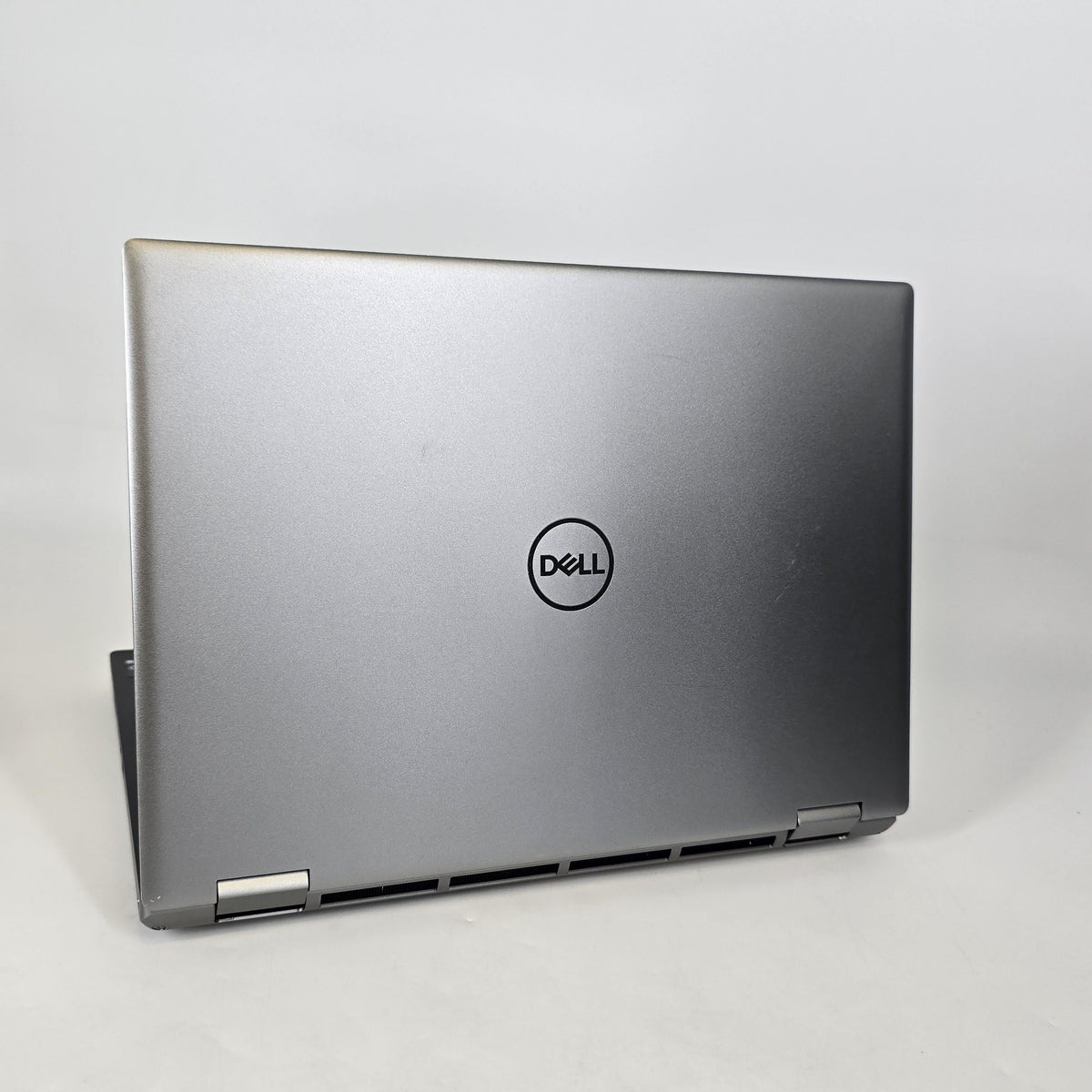 Precision 7680 16 Gray 2.2 GHz Intel Core i9 13th Gen. 64GB RAM 1TB Solid State Drive NVIDIA RTX 4000 Ada 12 GB