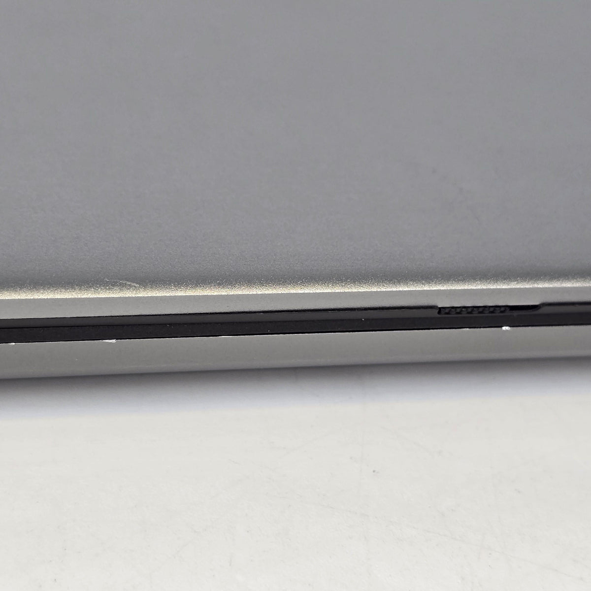 Precision 7680 16 Gray 2.2 GHz Intel Core i9 13th Gen. 64GB RAM 1TB Solid State Drive NVIDIA RTX 4000 Ada 12 GB