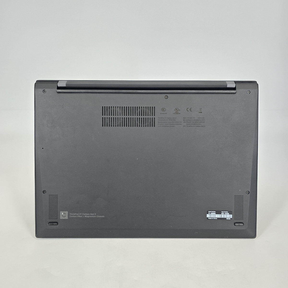 Lenovo ThinkPad X1 Carbon Gen 9 14 Black 2.8 GHz Intel Core i7 11th Gen. 16GB RAM 512GB Solid State Drive