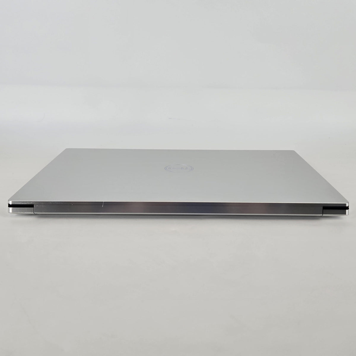 XPS 15 9510 Silver 2.5 GHz Intel Core i9 11th Gen. 64GB RAM 2TB Solid State Drive NVIDIA GeForce RTX 3050 Ti 4 GB