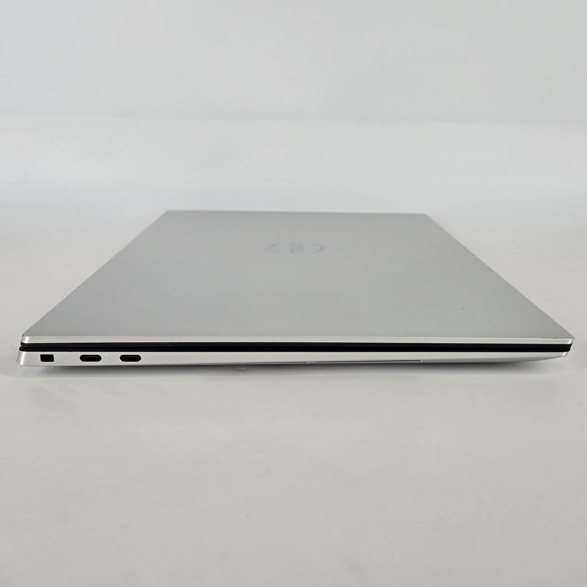 XPS 15 9510 Silver 2.5 GHz Intel Core i9 11th Gen. 64GB RAM 2TB Solid State Drive NVIDIA GeForce RTX 3050 Ti 4 GB
