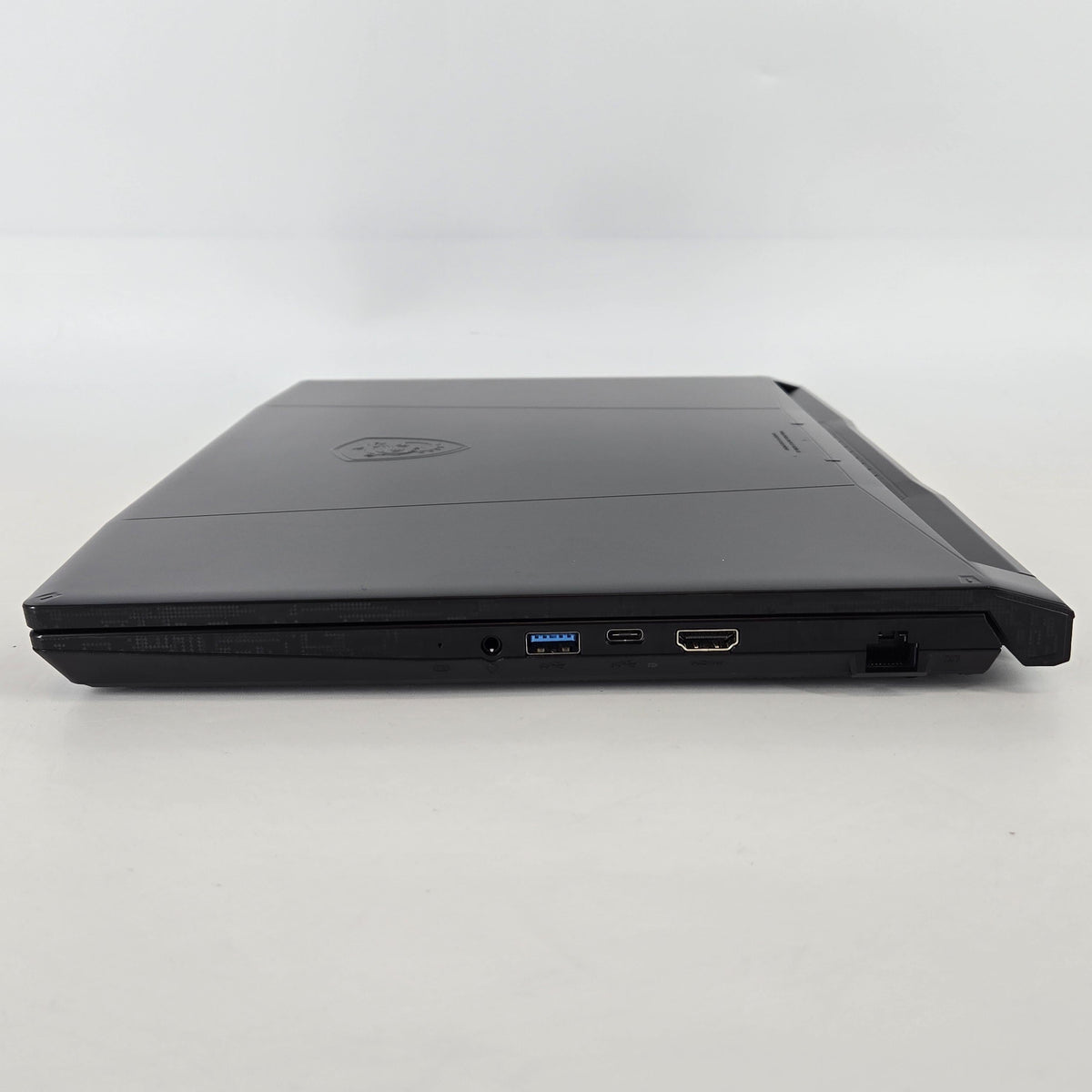 MSI Katana 15 15.6 Black 2.4 GHz Intel Core i7 13th Gen. 16GB RAM 1TB Solid State Drive NVIDIA GeForce RTX 4050 6 GB
