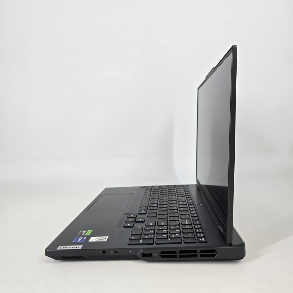 Lenovo Legion Pro 5i Gen 9 16 Gray 2.2 GHz Intel Core i9 14th Gen. 32GB RAM 1TB Solid State Drive NVIDIA GeForce RTX 4070 8 GB
