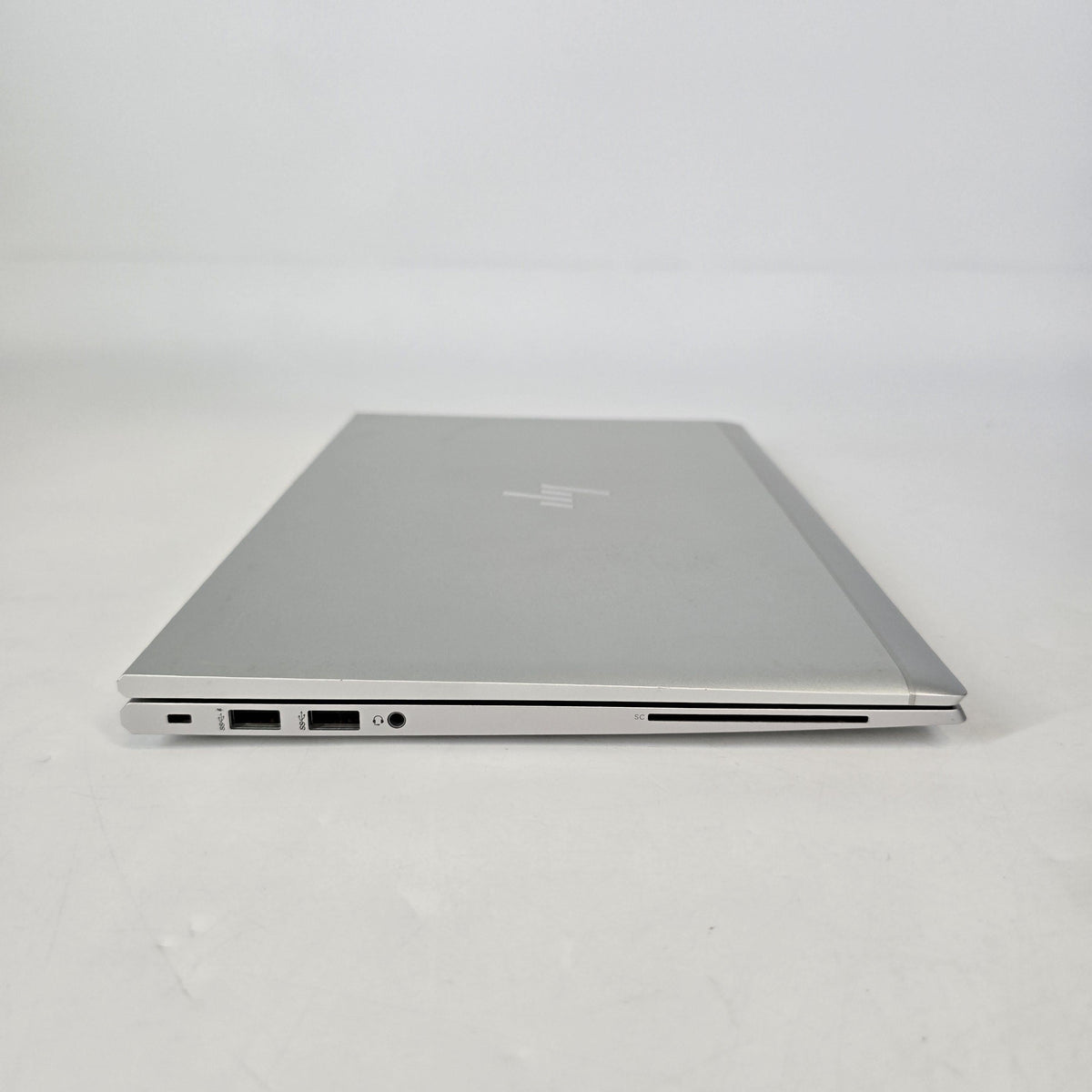 HP Elitebook 840 G8 14 Silver 2.8 GHz Intel Core i7 11th Gen. 16GB RAM 512GB Solid State Drive