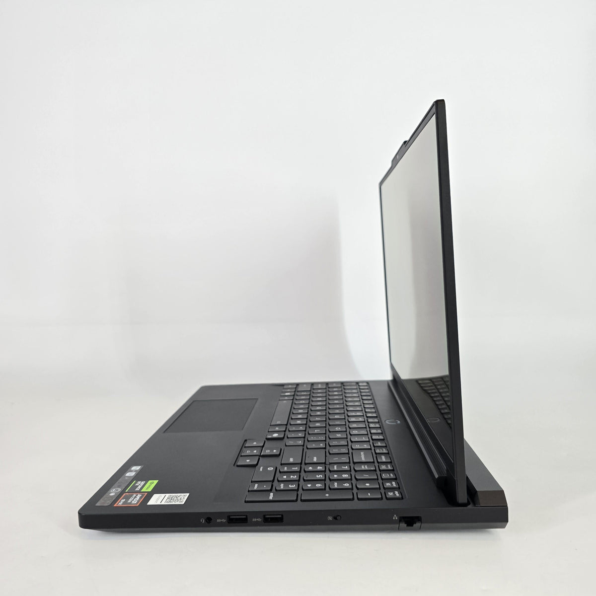 Lenovo Legion Pro 7 Gen 10 16 Eclipse Black 2.5 GHz AMD Ryzen 9 9955HX 32GB RAM 1TB Solid State Drive NVIDIA GeForce RTX 5070 Ti 12 GB