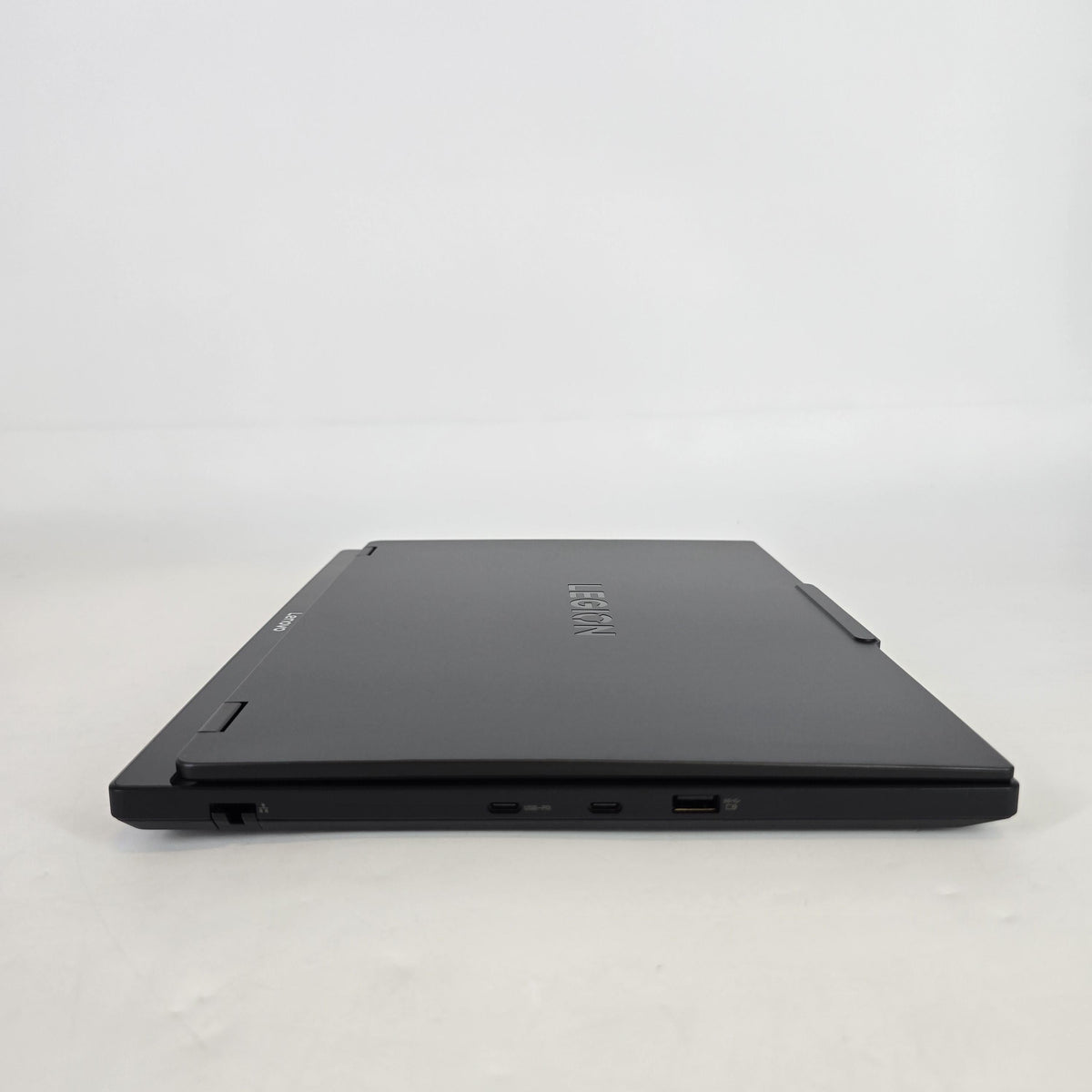 Lenovo Legion 5 15.1 Black 3.8 GHz AMD Ryzen 7 260 16GB RAM 1TB Solid State Drive NVIDIA GeForce RTX 5060 8 GB