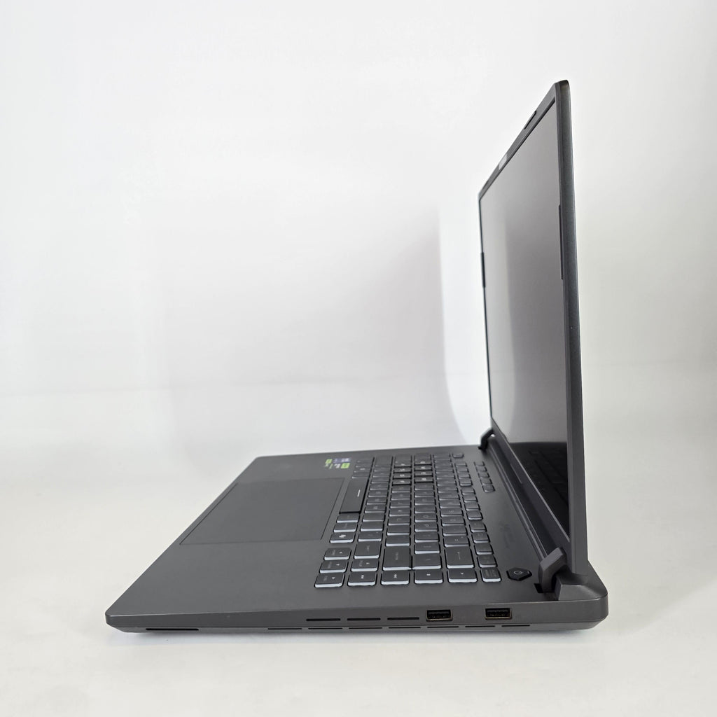Asus ROG Strix G16 G615 16 Black 2.7 GHz Intel Core Ultra 9 Series 2 32GB RAM 1TB Solid State Drive NVIDIA GeForce RTX 5070 8 GB