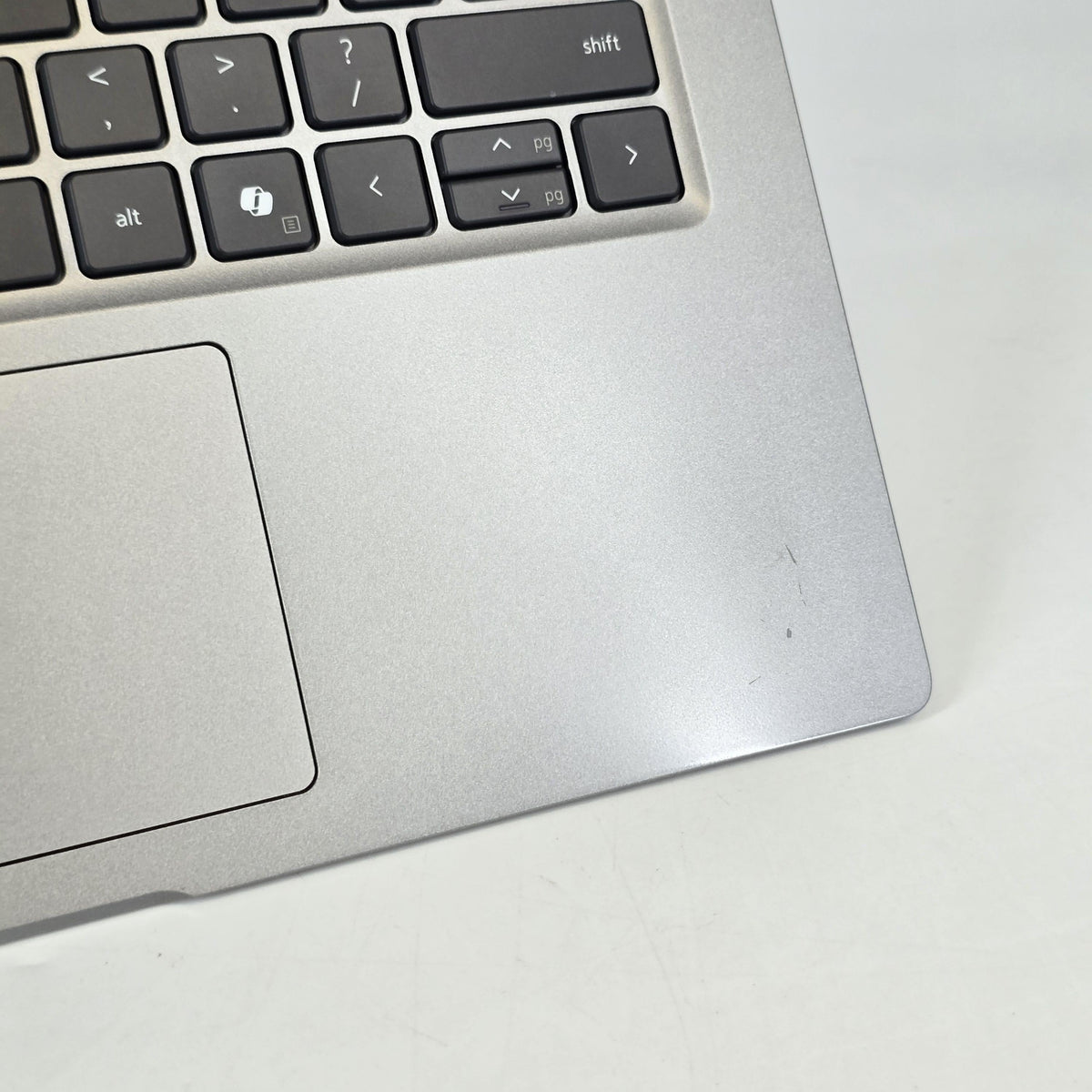 Latitude 5450 14 Gray 1.3 GHz Intel Core Ultra 5 16GB RAM 512GB Solid State Drive