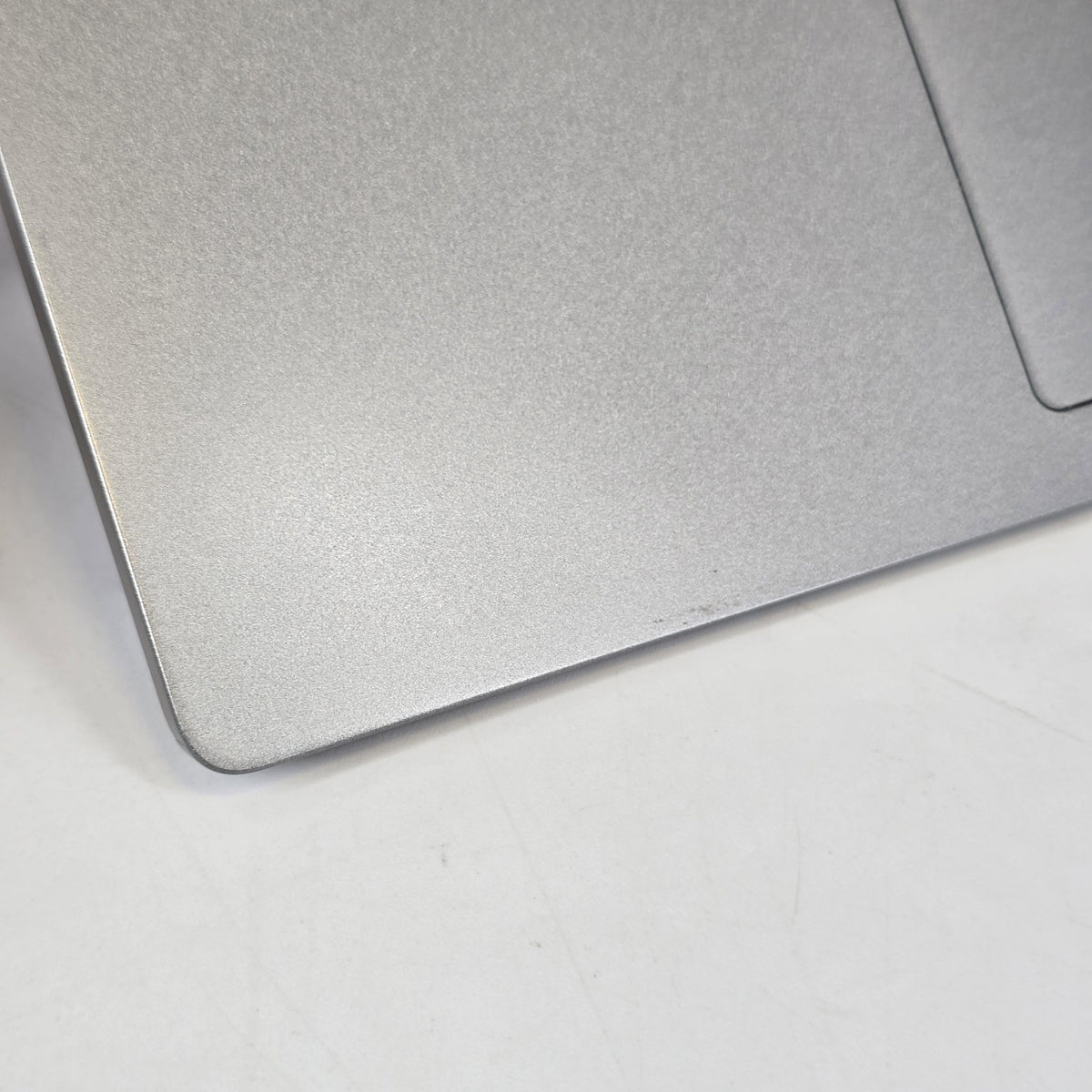 Latitude 5450 14 Gray 1.3 GHz Intel Core Ultra 5 16GB RAM 512GB Solid State Drive