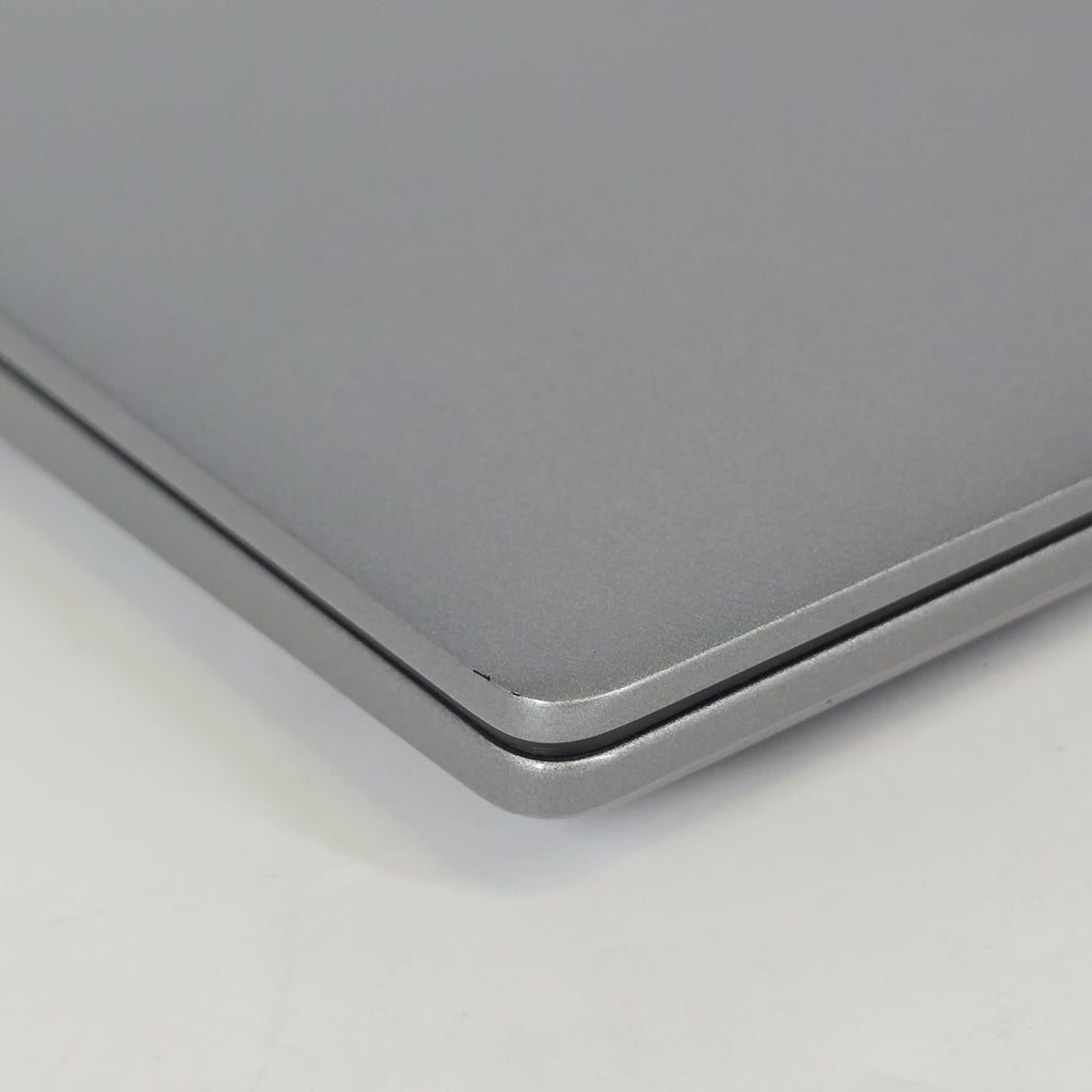 Latitude 5450 14 Gray 1.3 GHz Intel Core Ultra 5 16GB RAM 512GB Solid State Drive