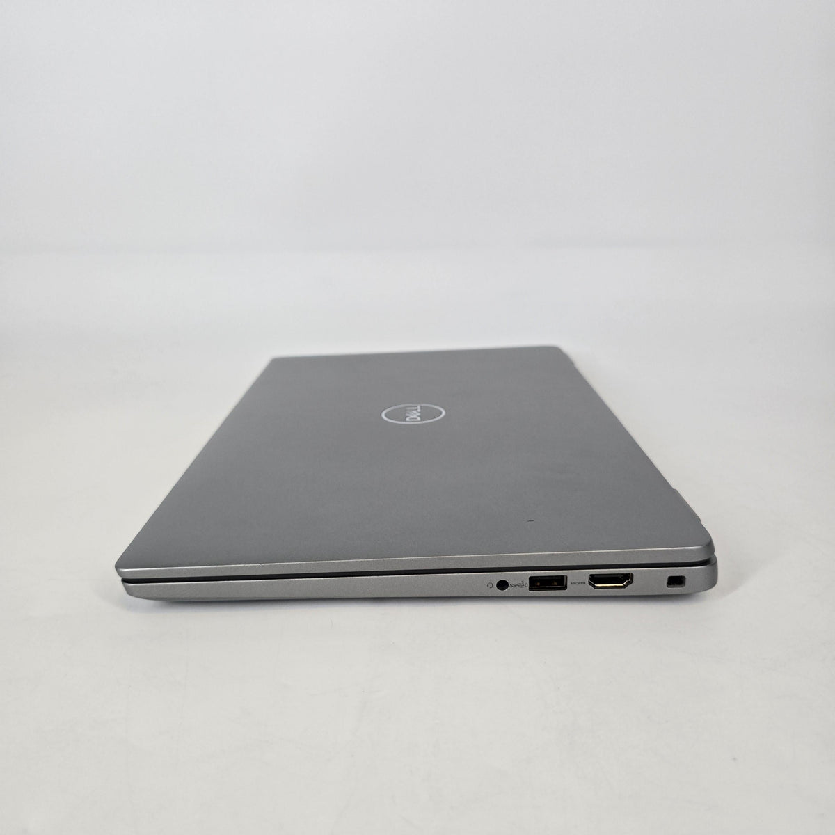 Latitude 5450 14 Gray 1.7 GHz Intel Core Ultra 7 16GB RAM 512GB Solid State Drive