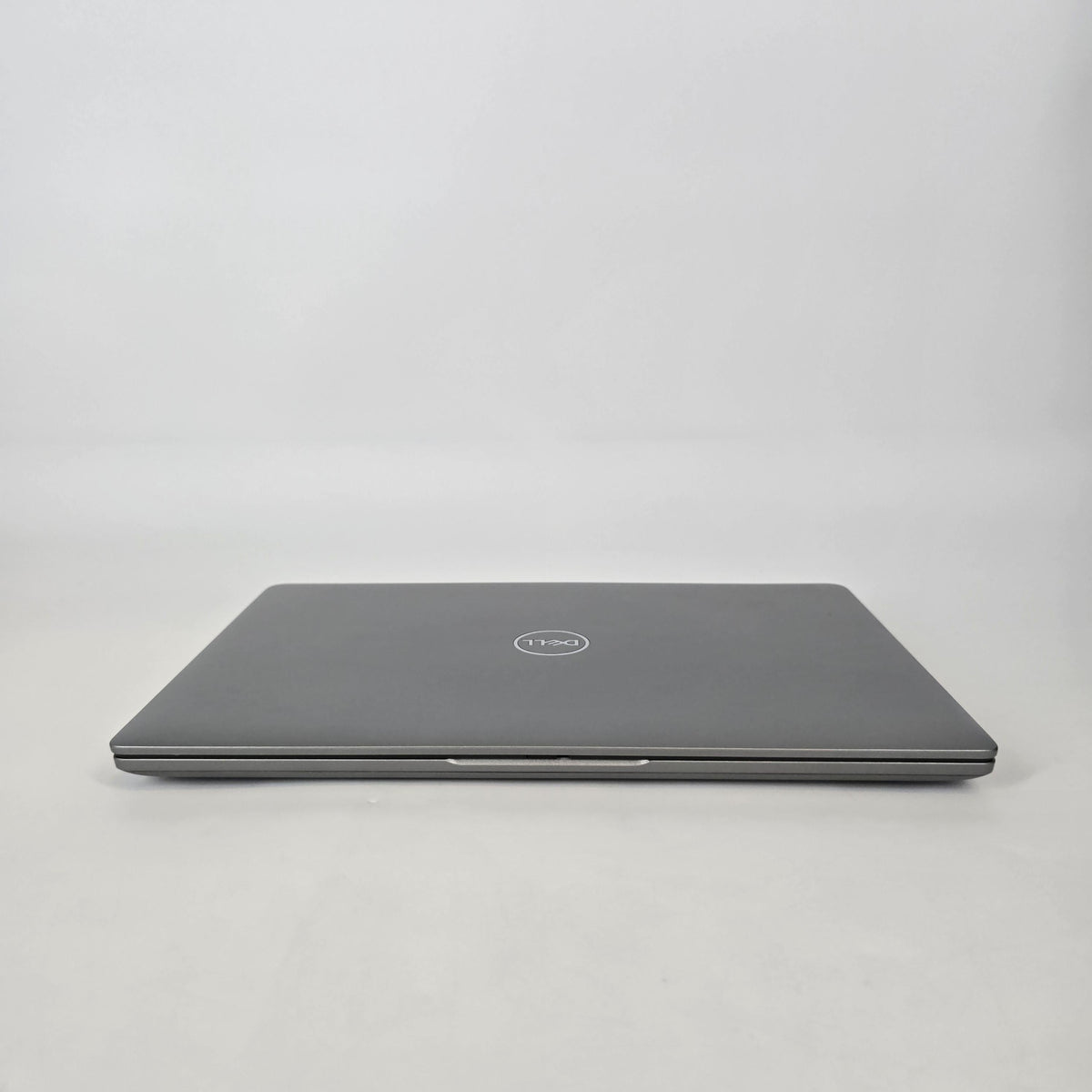 Latitude 5450 14 Gray 1.7 GHz Intel Core Ultra 7 16GB RAM 512GB Solid State Drive