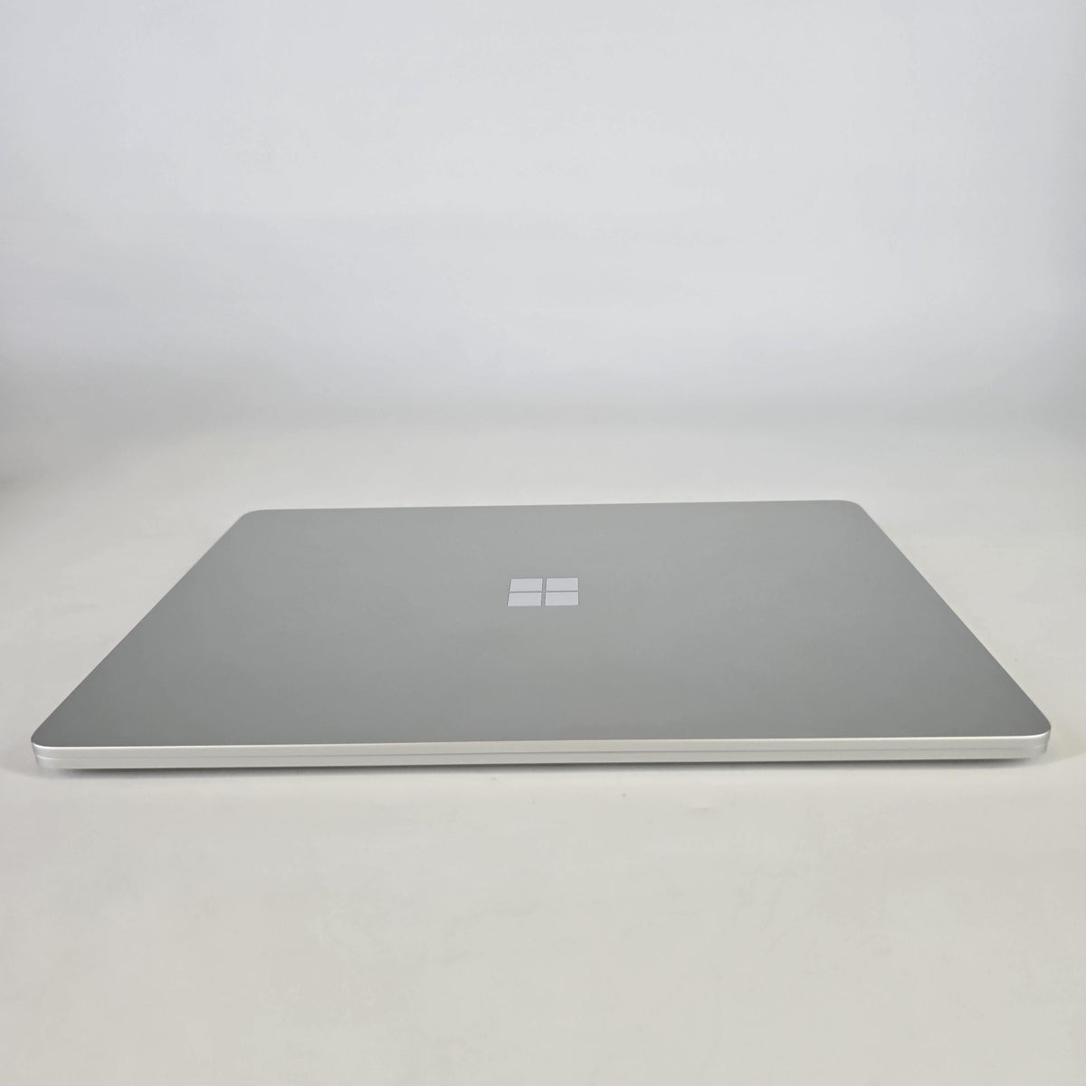 Microsoft Surface Laptop 7 13.8 Platinum WiFi 3.4 GHz Qualcomm Snapdragon X Elite 16GB RAM 512GB Solid State Drive
