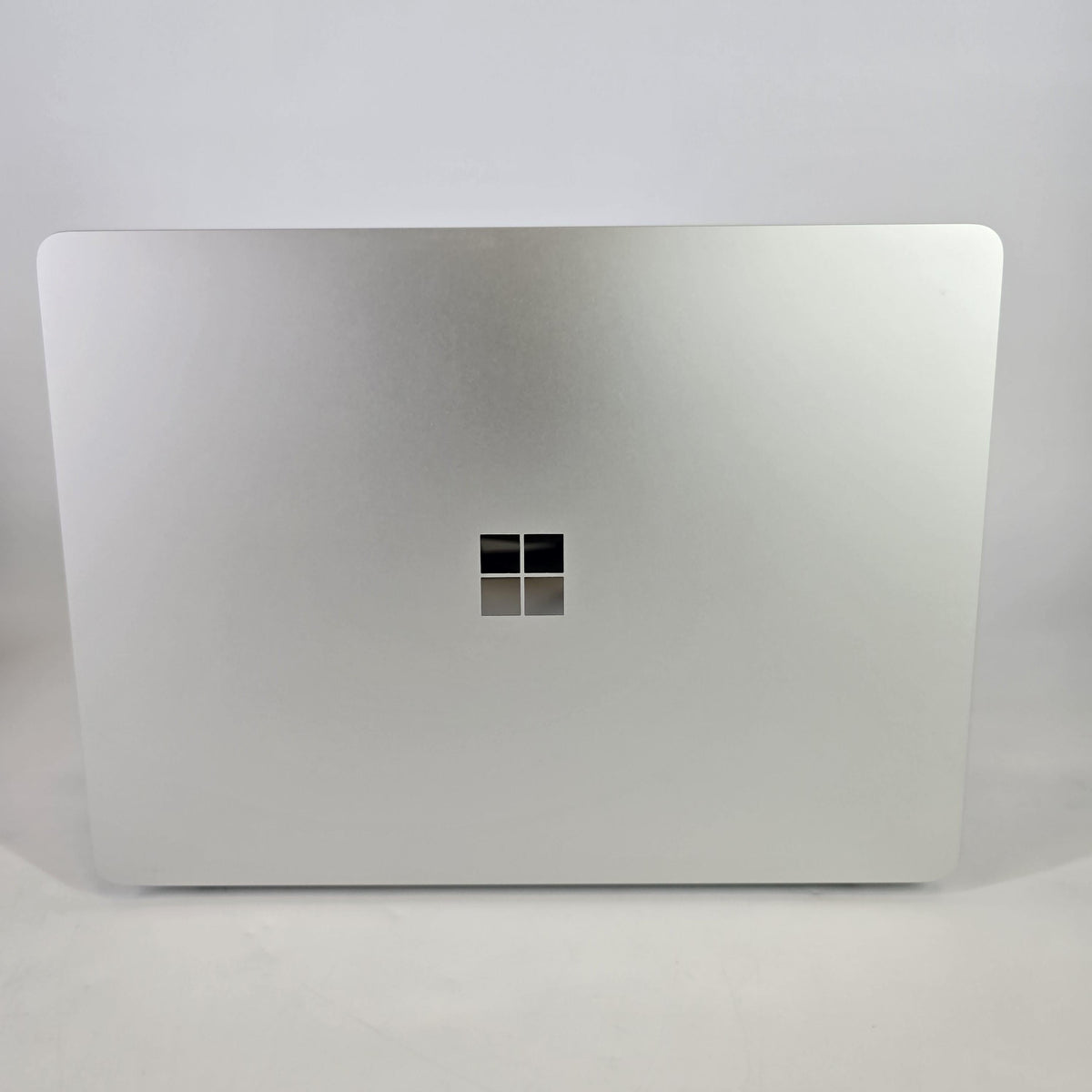 Microsoft Surface Laptop 7 13.8 Platinum WiFi 3.4 GHz Qualcomm Snapdragon X Elite 16GB RAM 512GB Solid State Drive