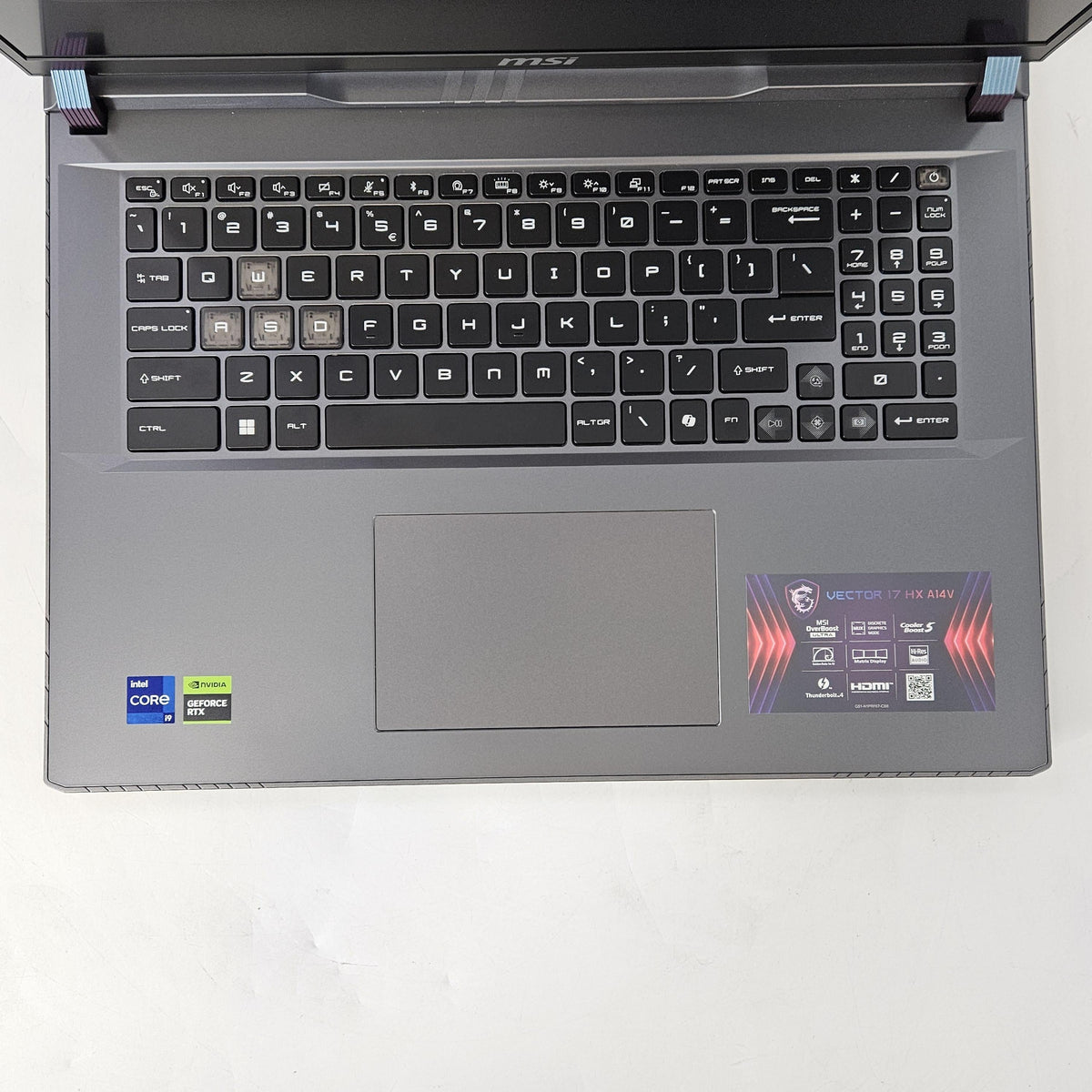 MSI Vector 17 HX 17 Gray 2.2 GHz Intel Core i9 14th Gen. 32GB RAM 1TB Solid State Drive NVIDIA GeForce RTX 4080 12 GB